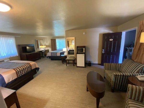 Vino Inn & Suites Main image